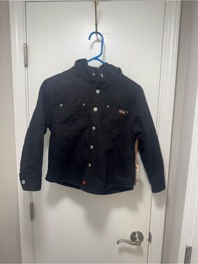 *Children's Black Hooded Button-Front Puffer Jacket